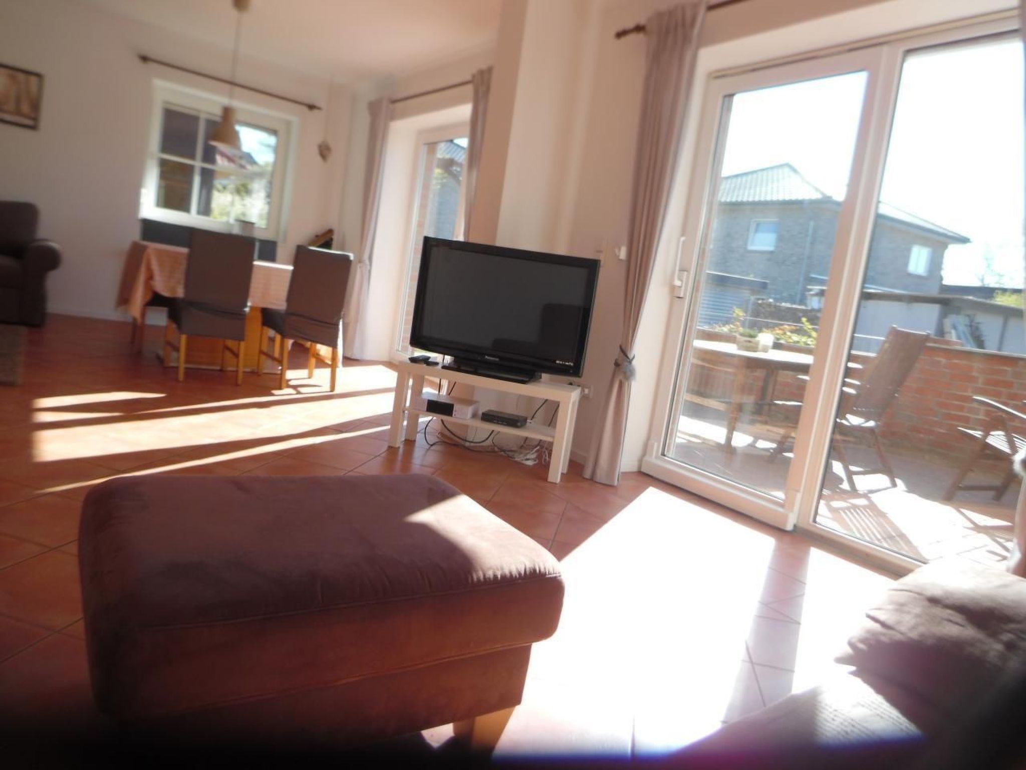 Mit Garten und Stellplatz-Binnen