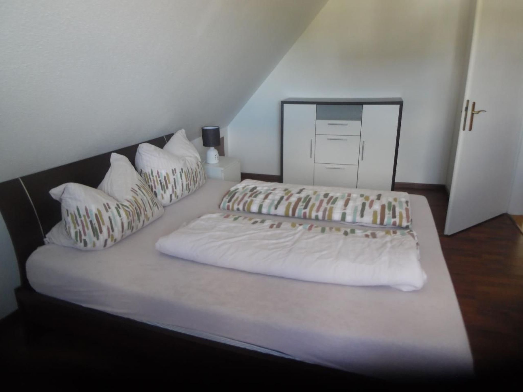 Mit Garten und Stellplatz-Binnen