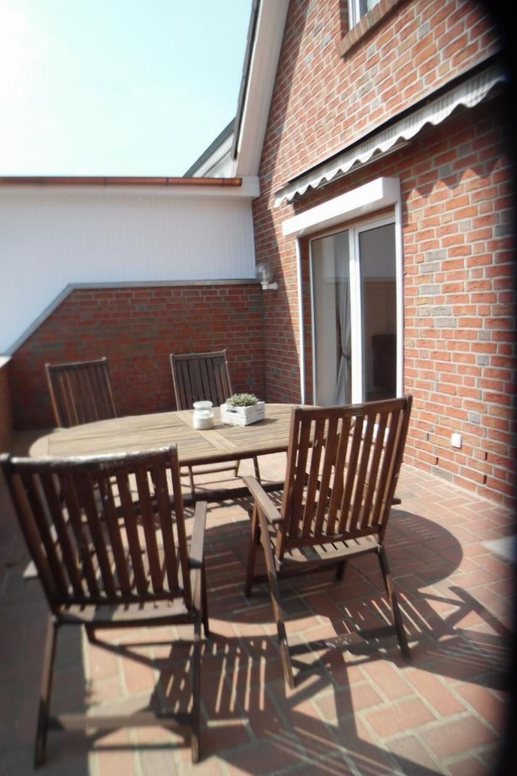 Mit Garten und Stellplatz-Binnen