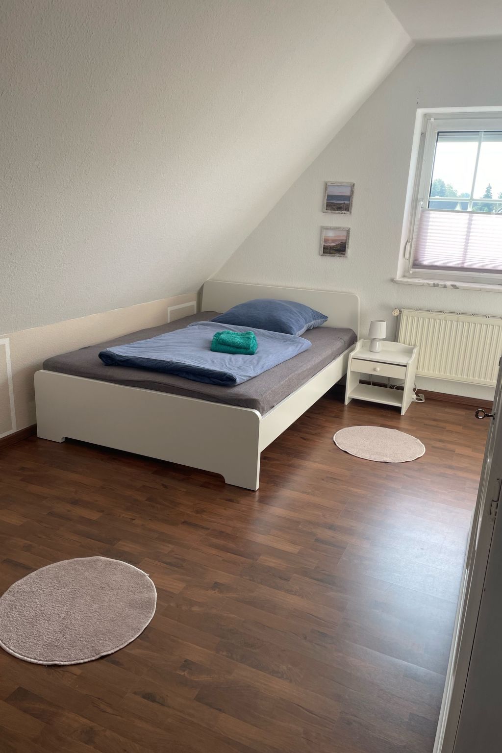 mit Garten und Stellplatz