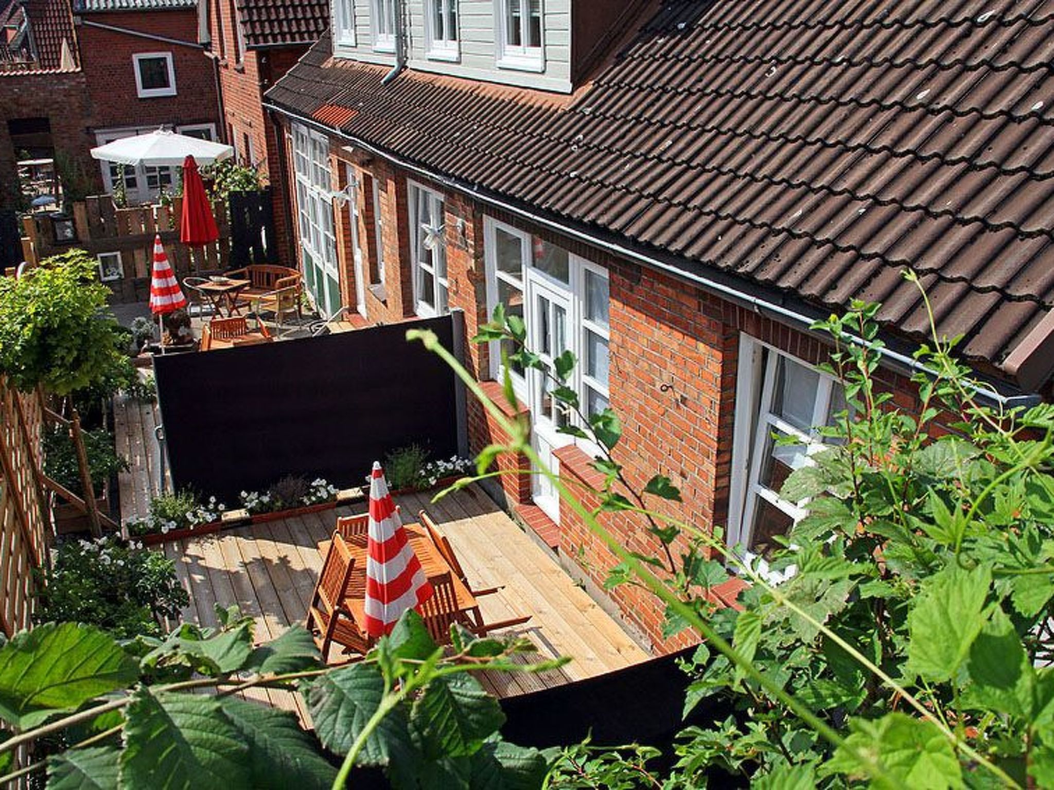 Mit eigener Terrasse-Image-tags.info