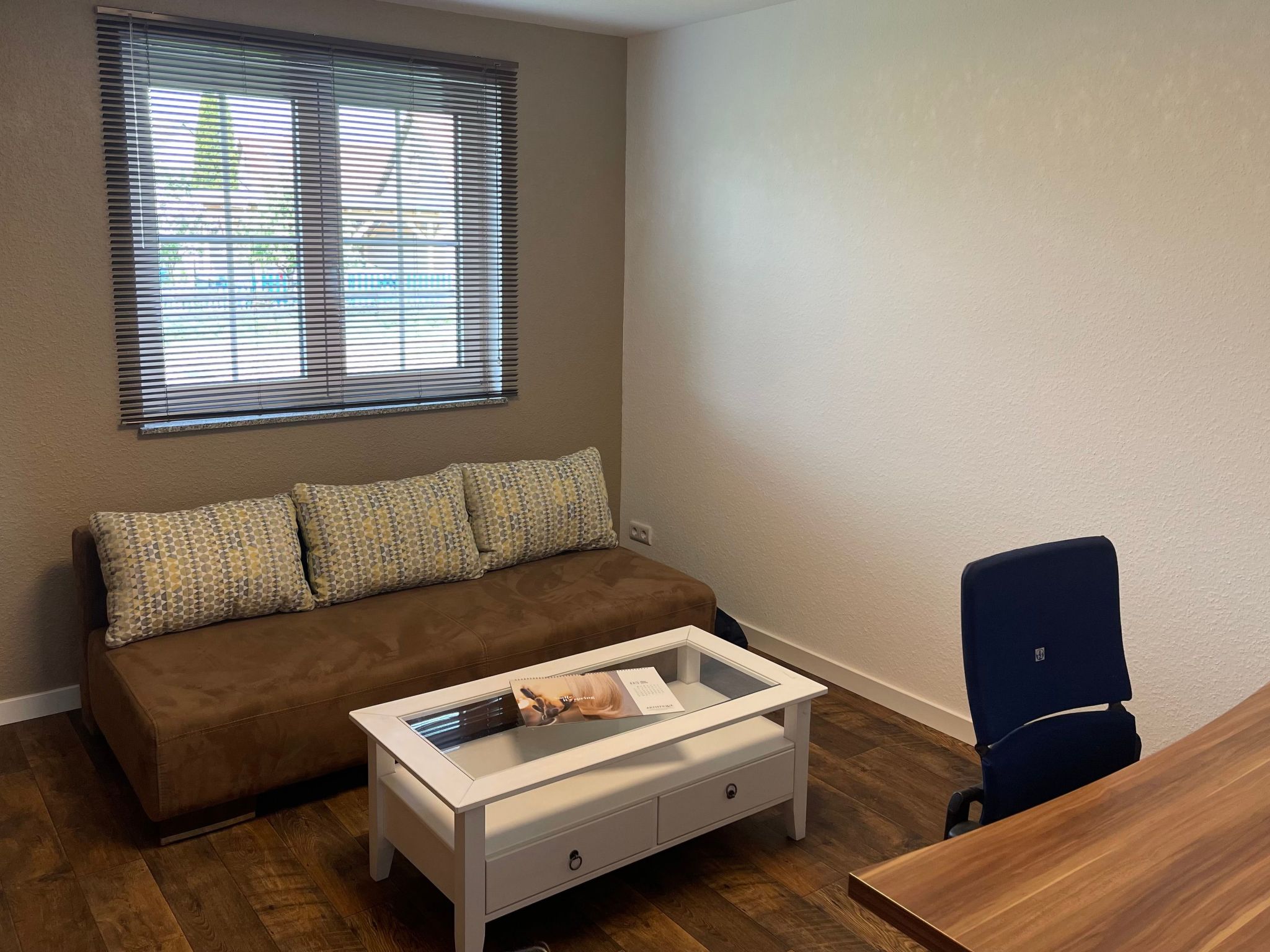 In Linum mit Garten, Terrasse und Grill-Image-tags.info