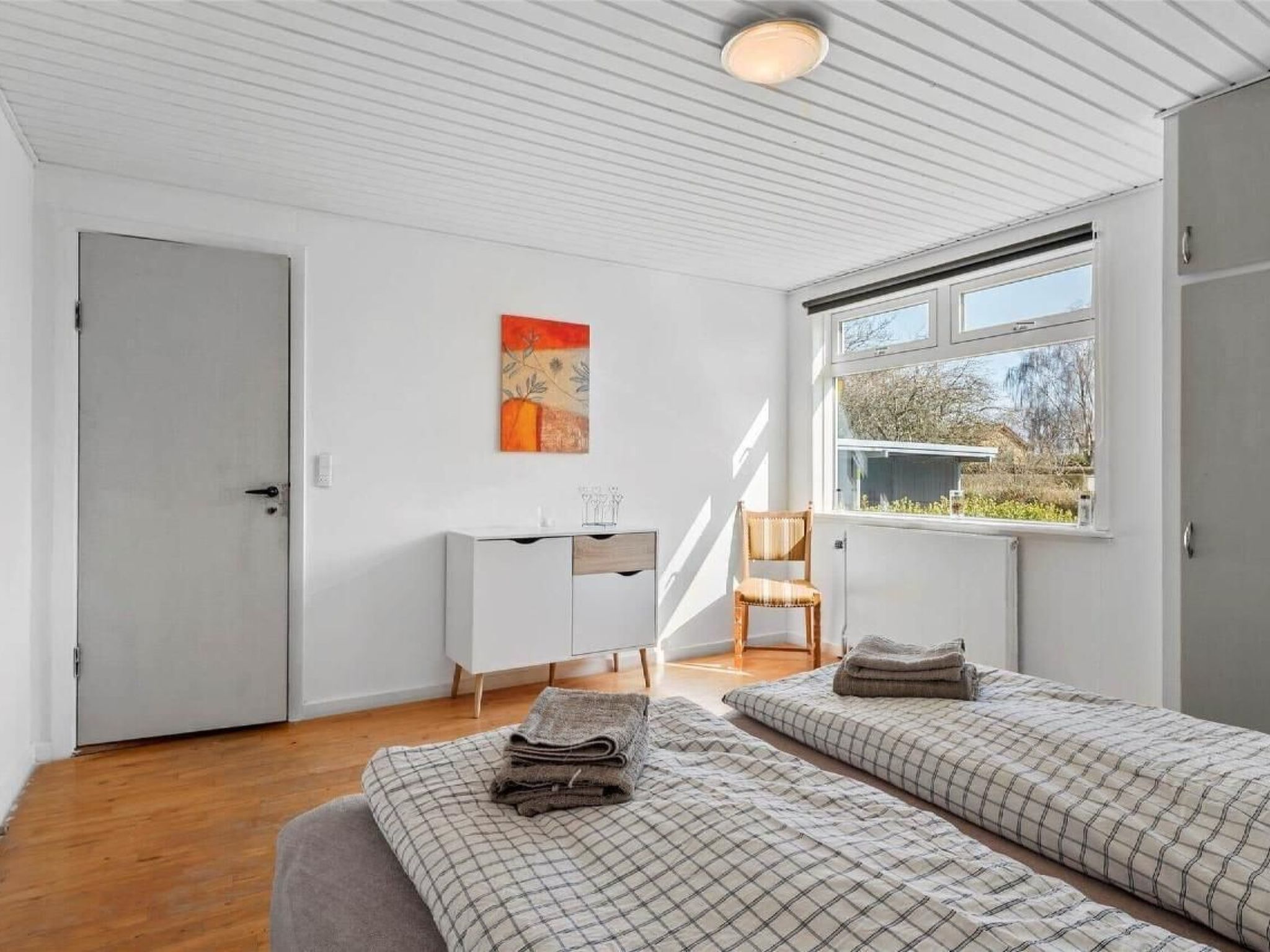 Schönes Ferienhaus mit Grill, Terrasse und Garten-Binnen