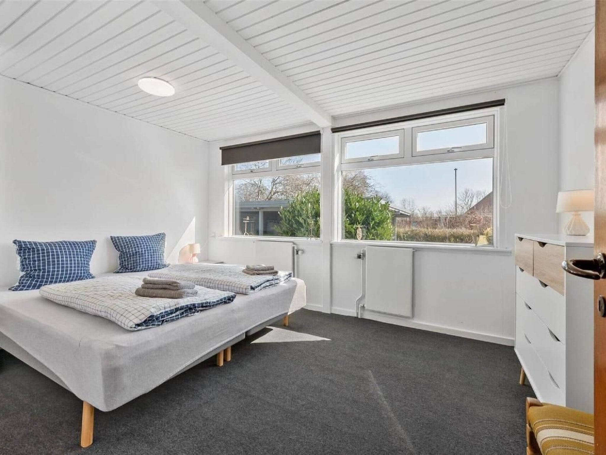 Schönes Ferienhaus mit Grill, Terrasse und Garten-Binnen