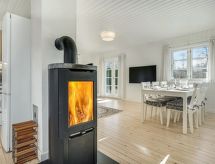 Licht Deens vakantiehuis nabij het strand van Hornbæk - thumbnail 6