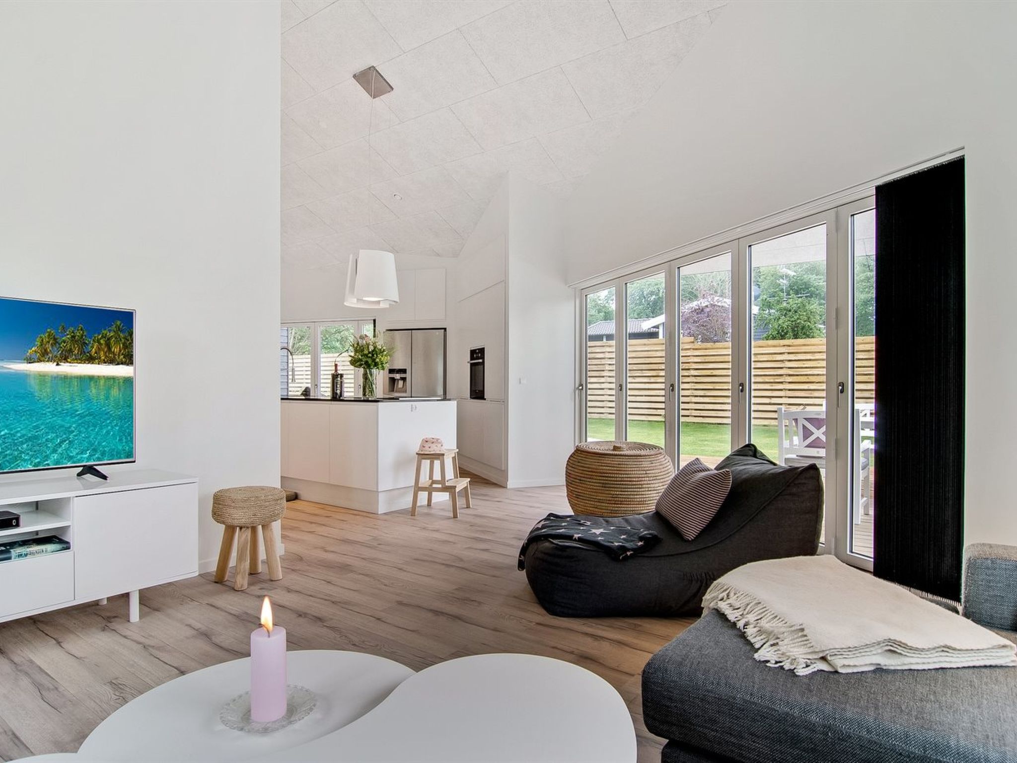 "Dorthie" - 800m from the sea - Binnen