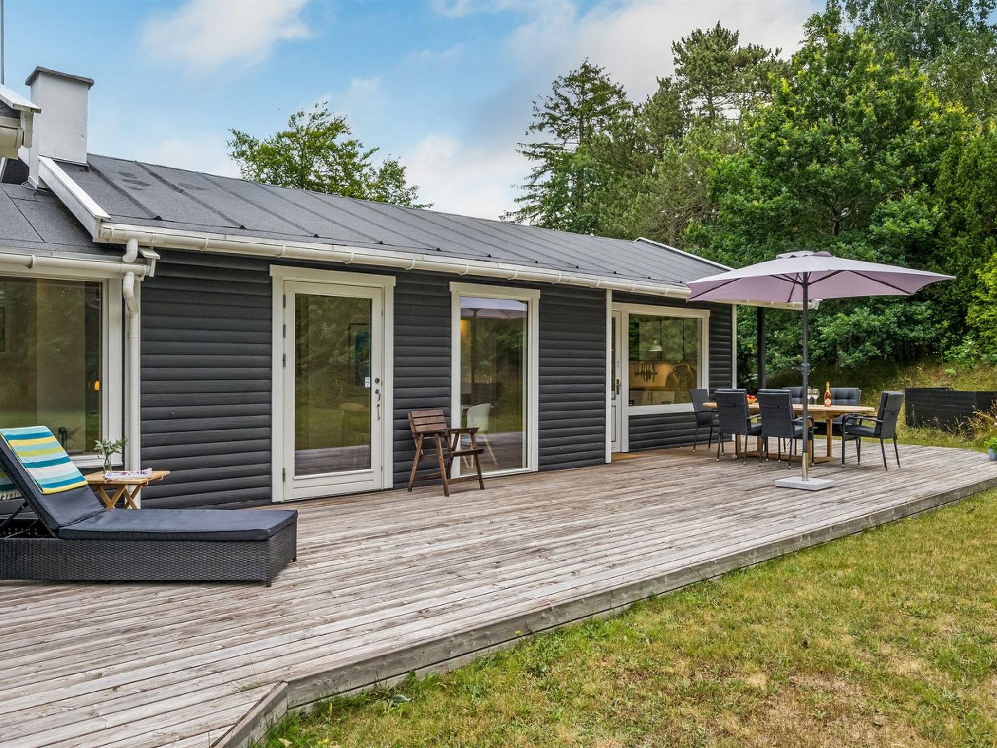 "Sverkel" - 700m from the sea - Buiten