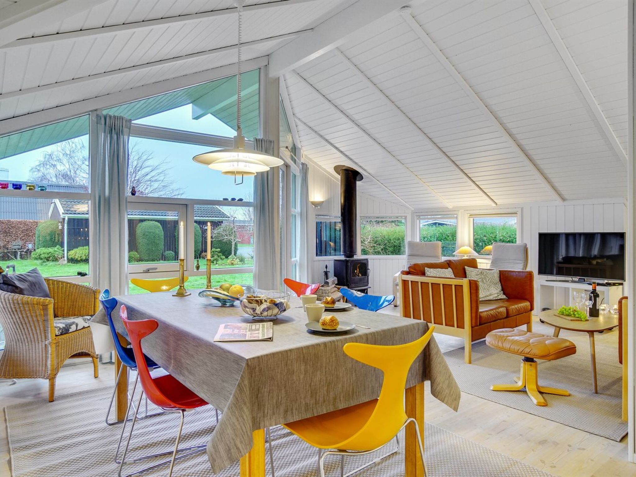 "Eivor" - 500m from the sea-Dedans