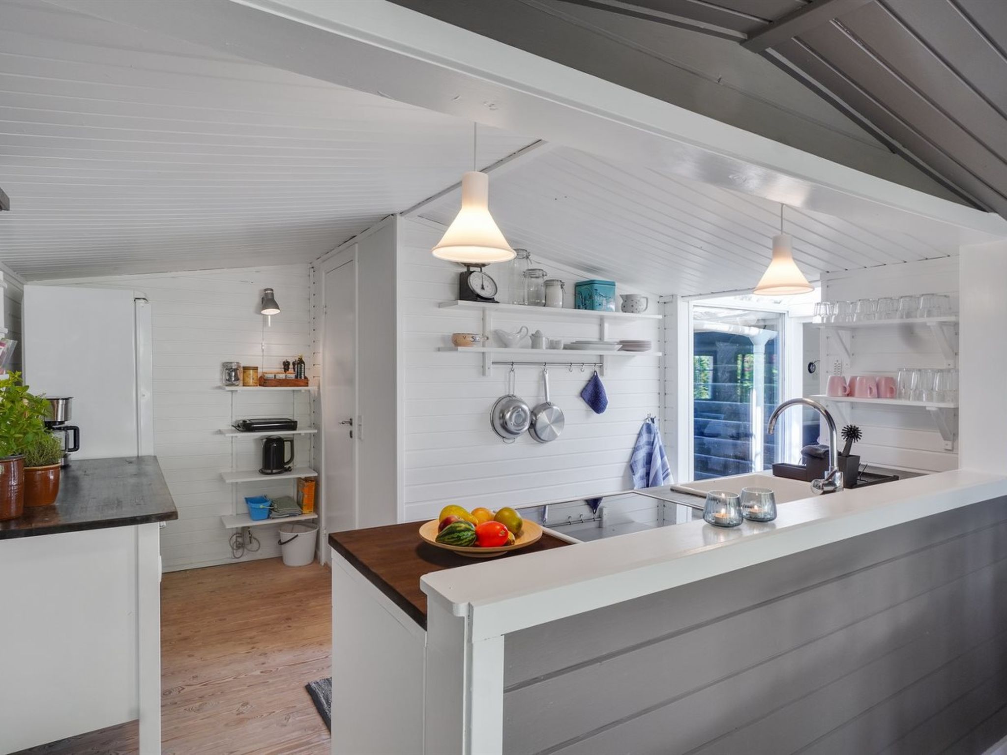 "Esaias" - 1.1km from the sea - Binnen