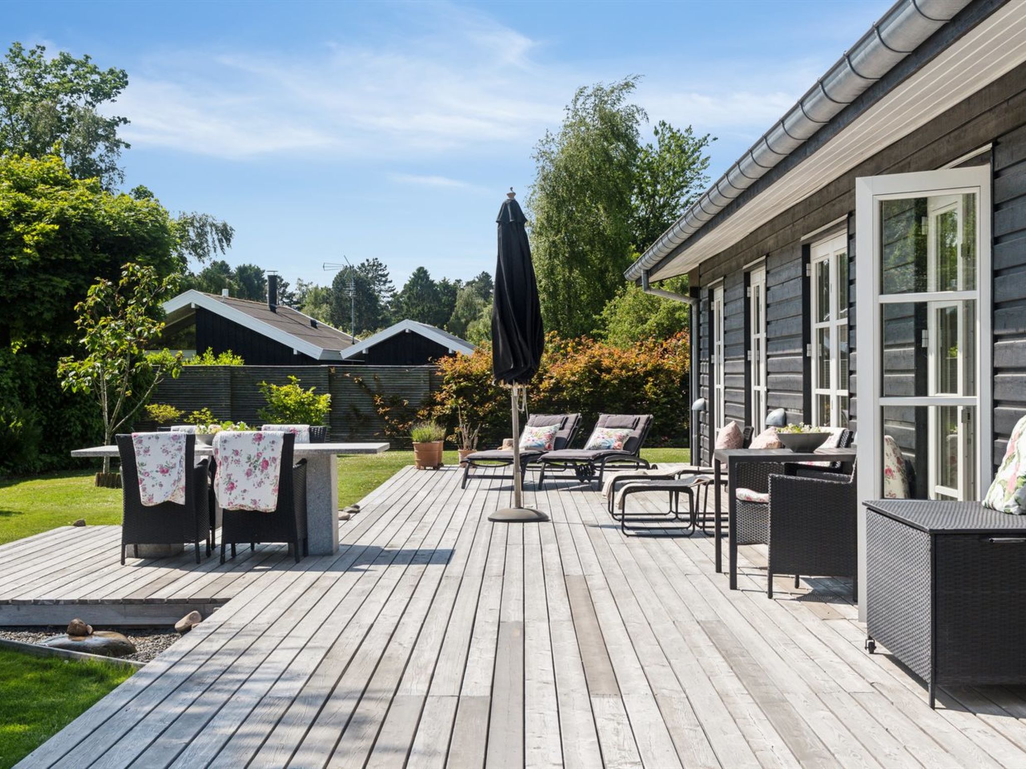 "Jerrik" - 1.2km from the sea-Outside
