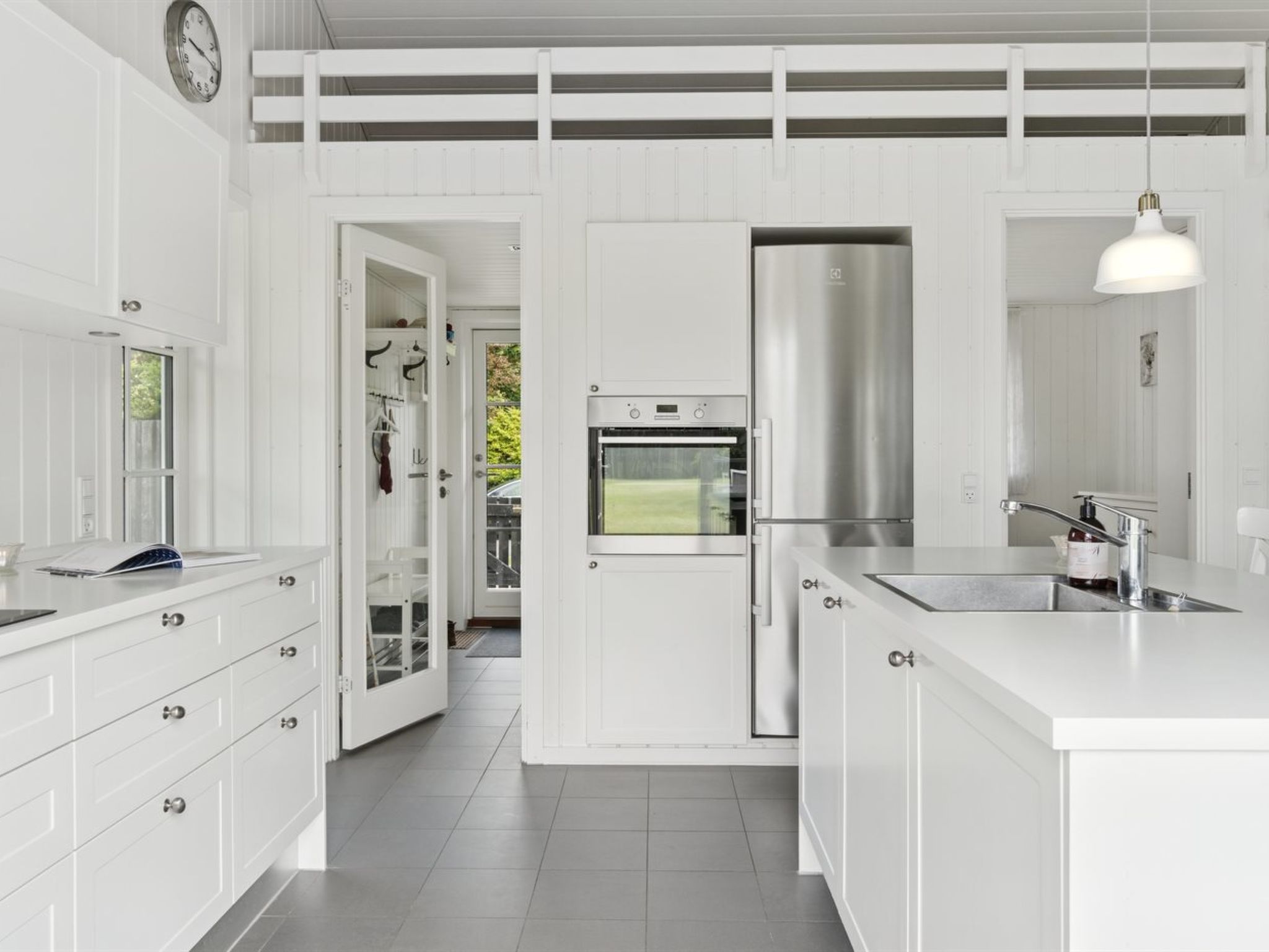 "Thermet" - 1.2km from the sea-Inside