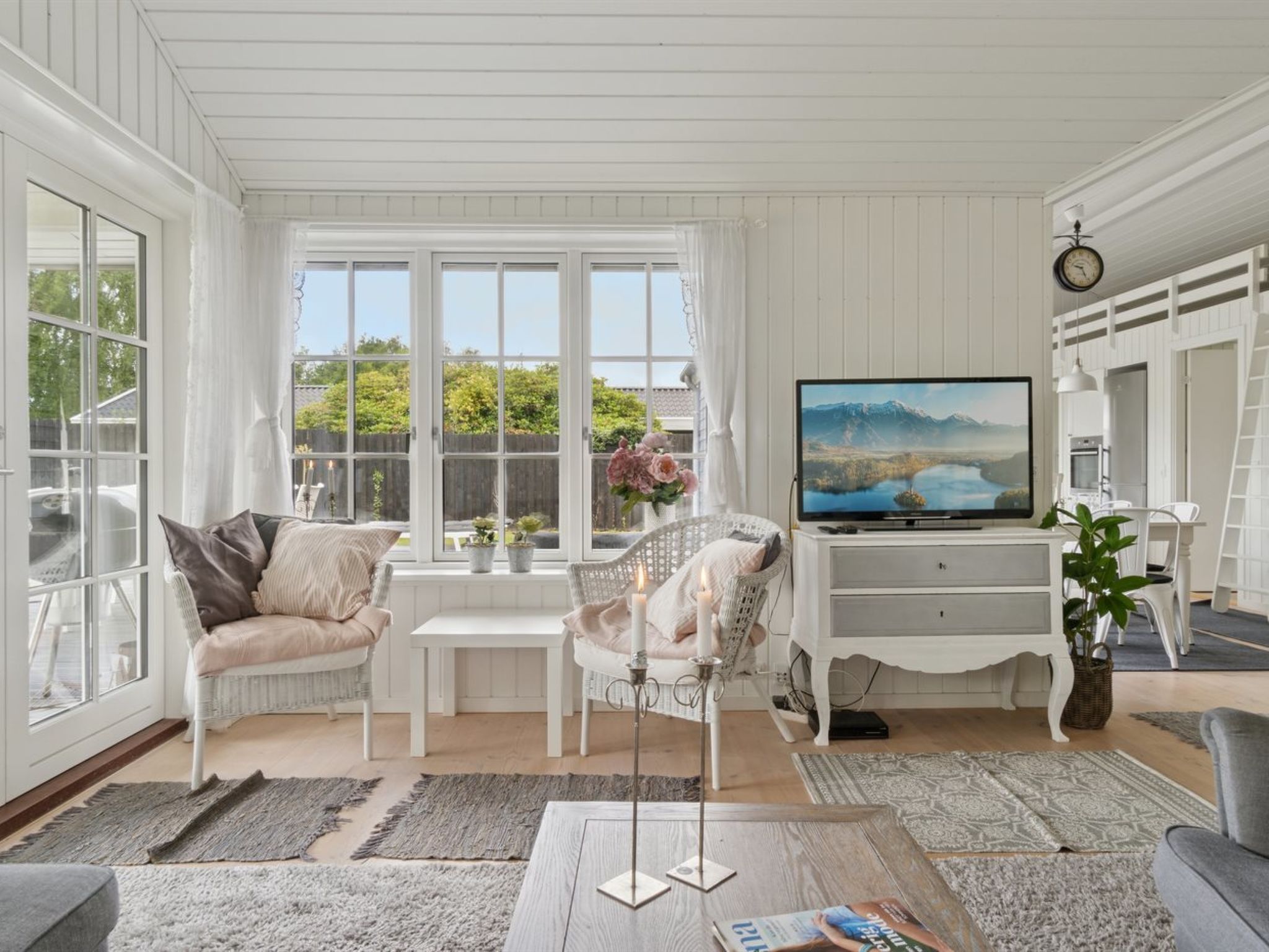 "Thermet" - 1.2km from the sea-Inside