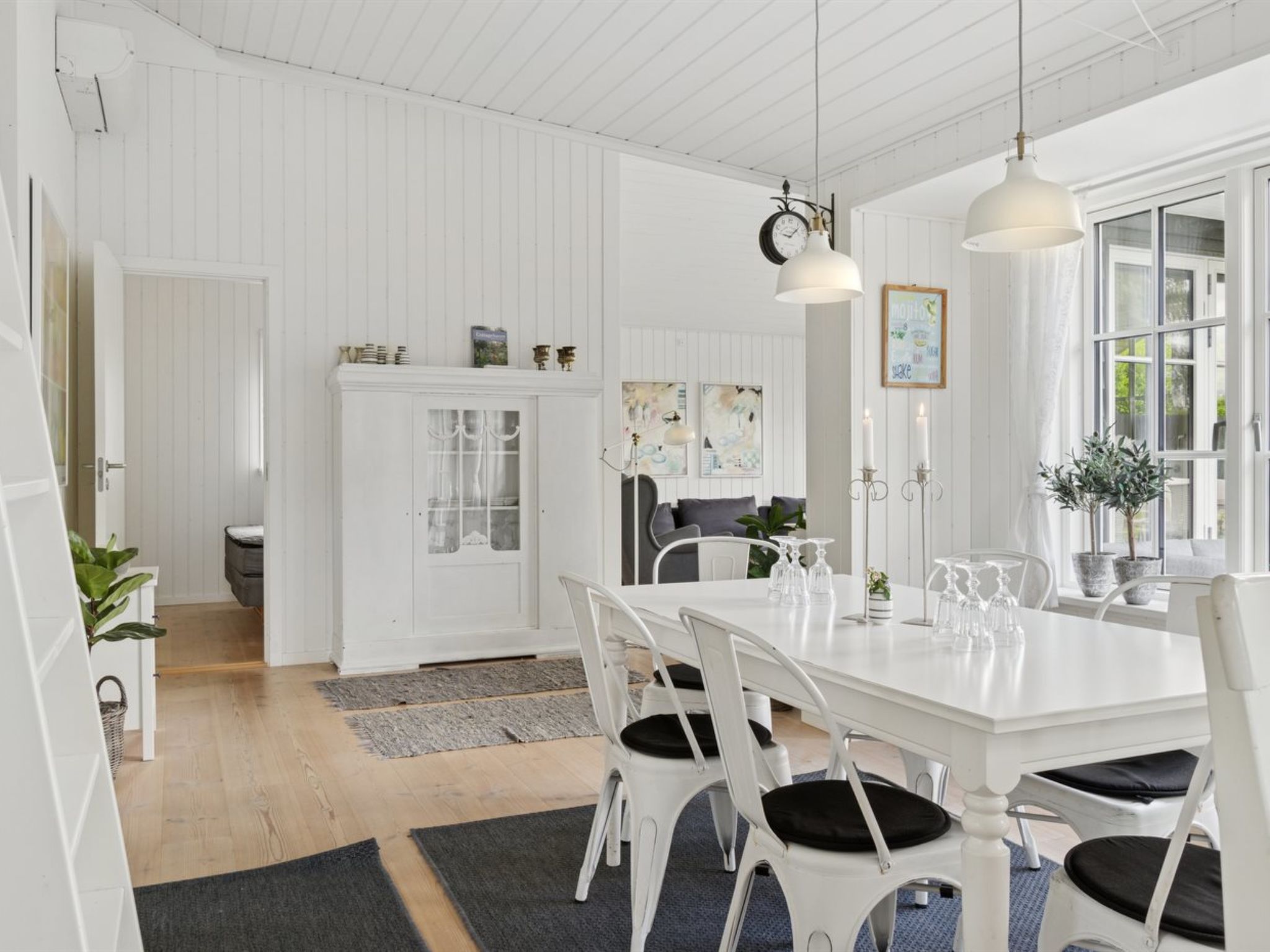 "Thermet" - 1.2km from the sea-Dedans