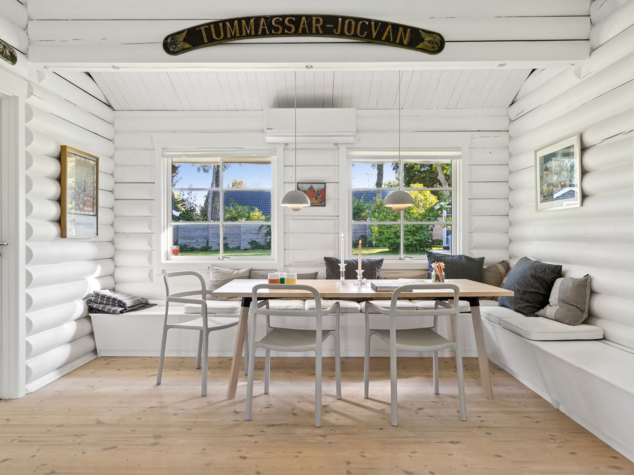 "Sighfrith" - 1.4km from the sea - Binnen