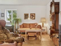 Jenvold: Sfeervol vakantiehuis op 950m van het strand in Dronningmølle - thumbnail 3