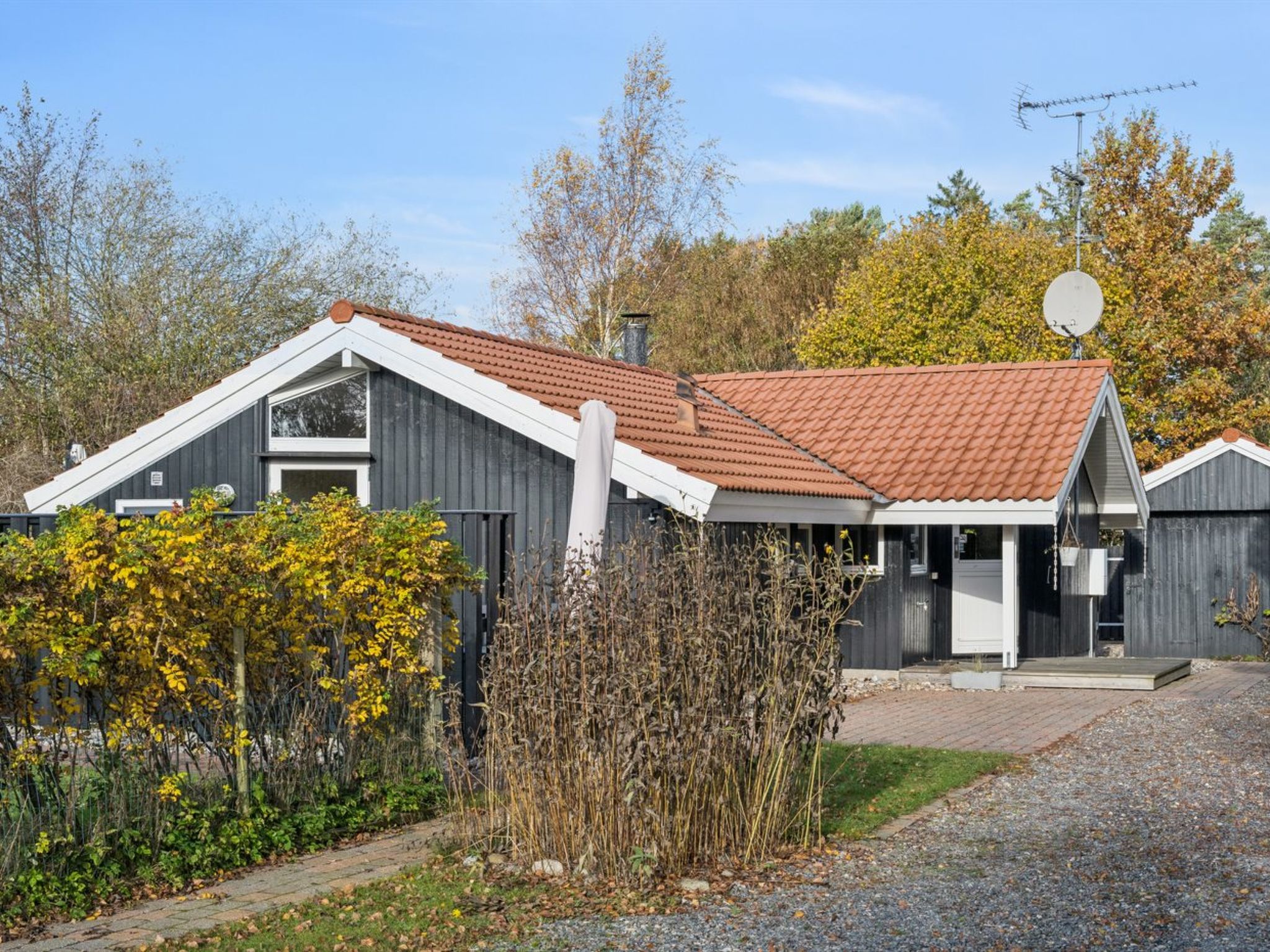 "Gyda" - 840m from the sea - Outside