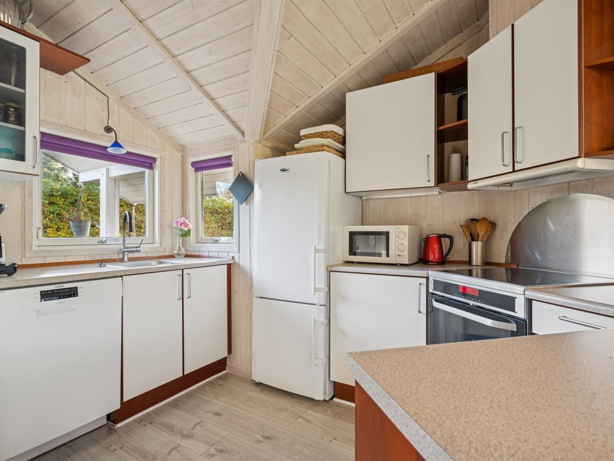 "Gyda" - 840m from the sea-Drinnen