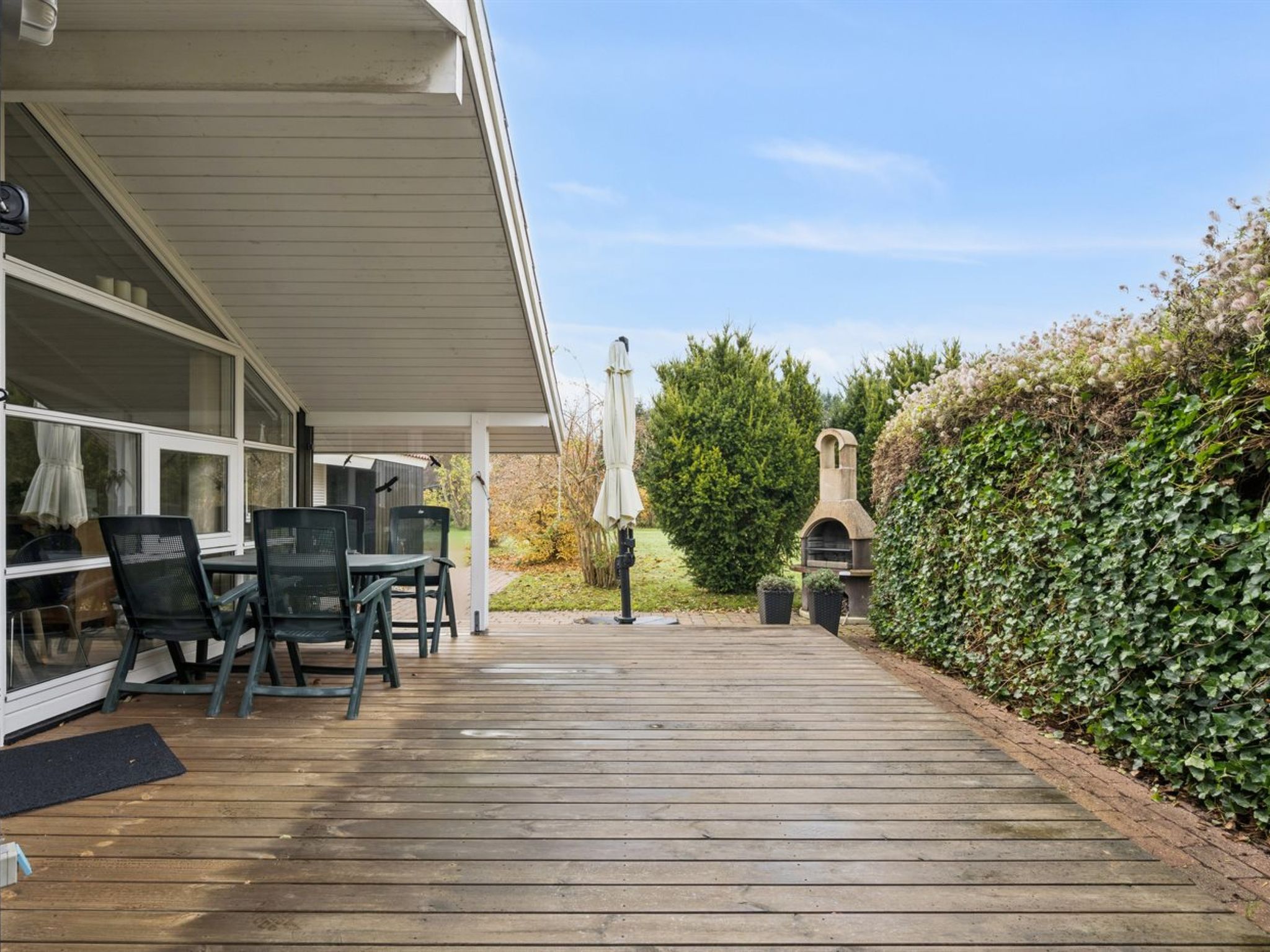 "Gyda" - 840m from the sea-Draußen