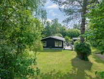 Ruime vakantiewoning op 1,5 km van de zee in Vejby met grote tuin - thumbnail 6