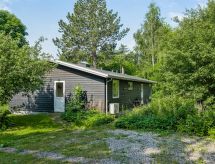 Ruime vakantiewoning op 1,5 km van de zee in Vejby met grote tuin - thumbnail 3