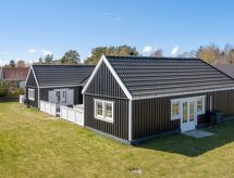 Luxe vakantiehuis met privézwembad en sauna op 920m van zee in Vejby - thumbnail 5