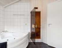 Stijlvolle Deense vakantiewoning met sauna, 1,4 km van het strand in Vejby - thumbnail 4