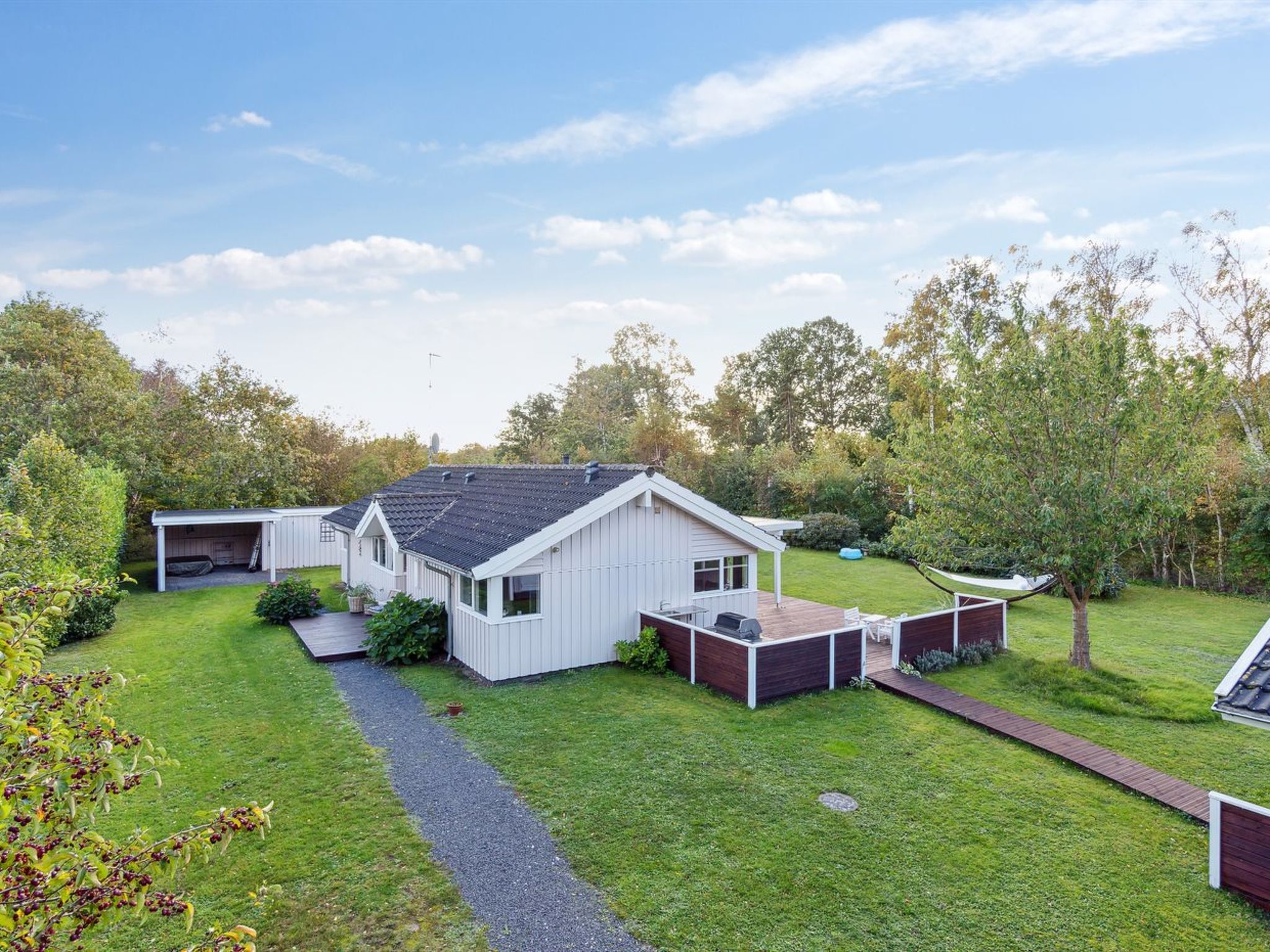 "Hilaria" - 1.4km from the sea