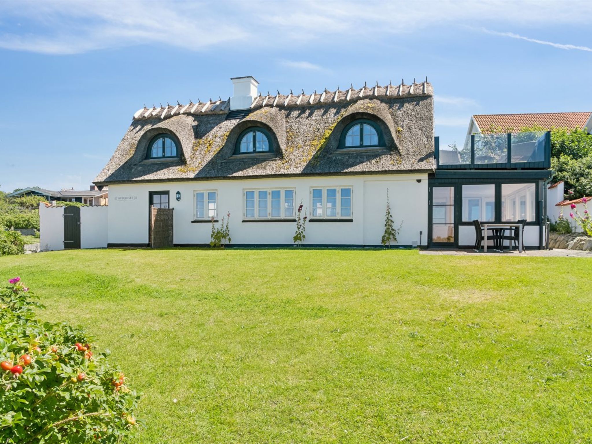 "Susan" - 20m from the sea - Buiten