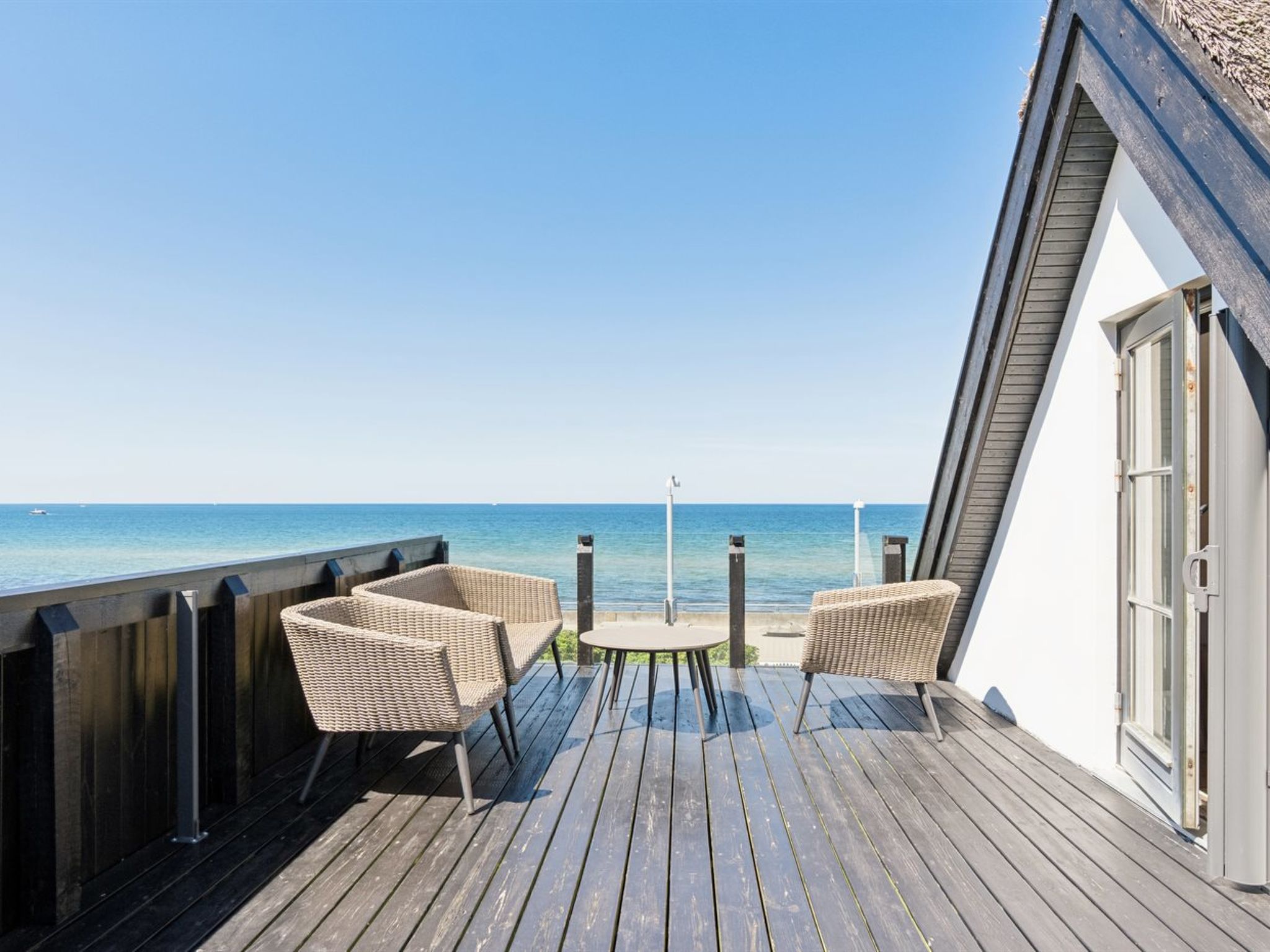 "Susan" - 20m from the sea-Buiten