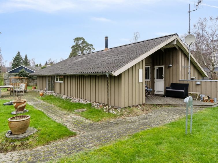 8-persoons vakantiehuis in Vejby met sauna en open haard in Vejby