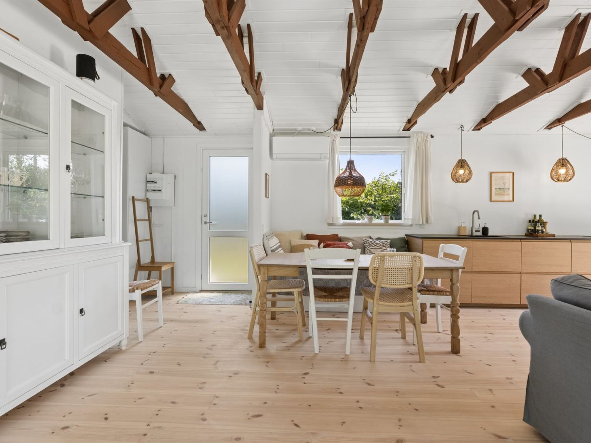 "Antonie" - 350m from the sea - Inside