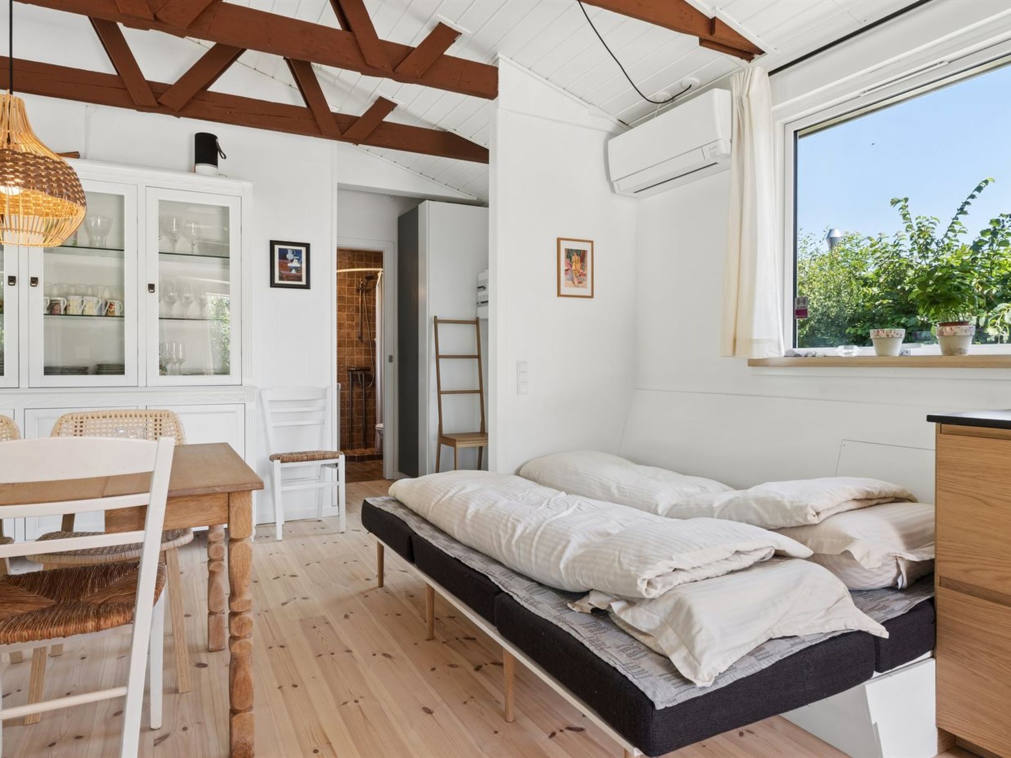 "Antonie" - 350m from the sea - Inside