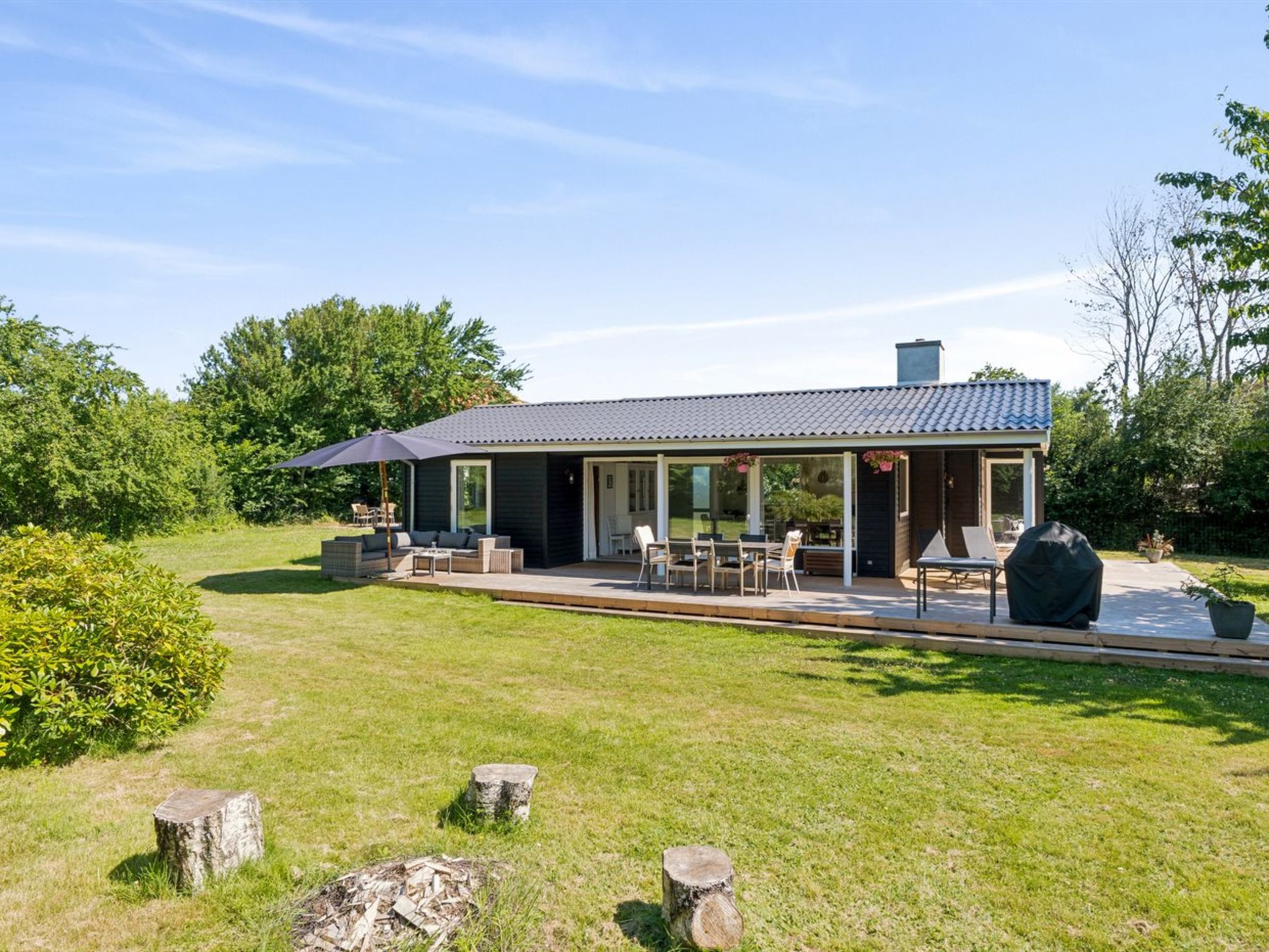 "Antonie" - 350m from the sea - Outside