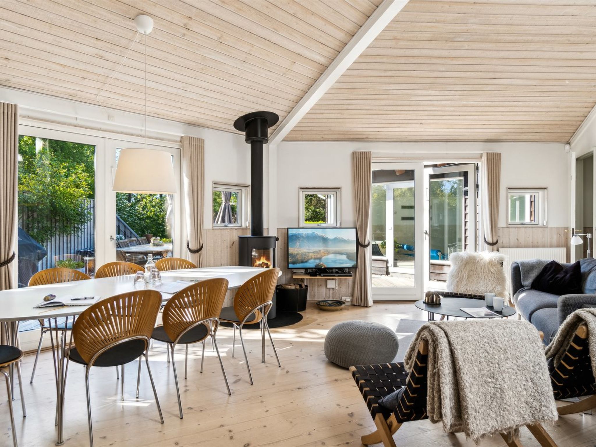 "Magh" - 400m from the sea - Dedans