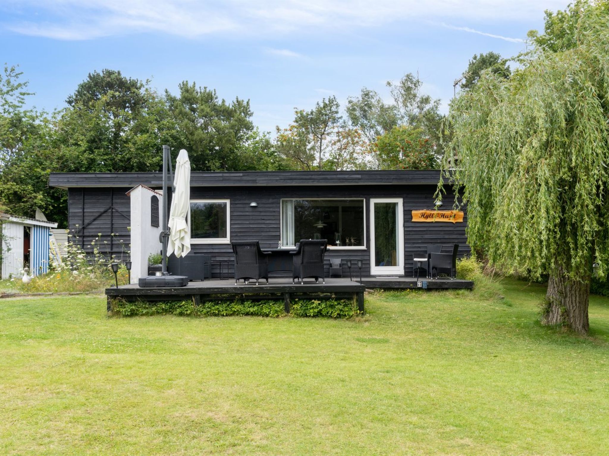 "Mark" - 1.2km from the sea - Buiten