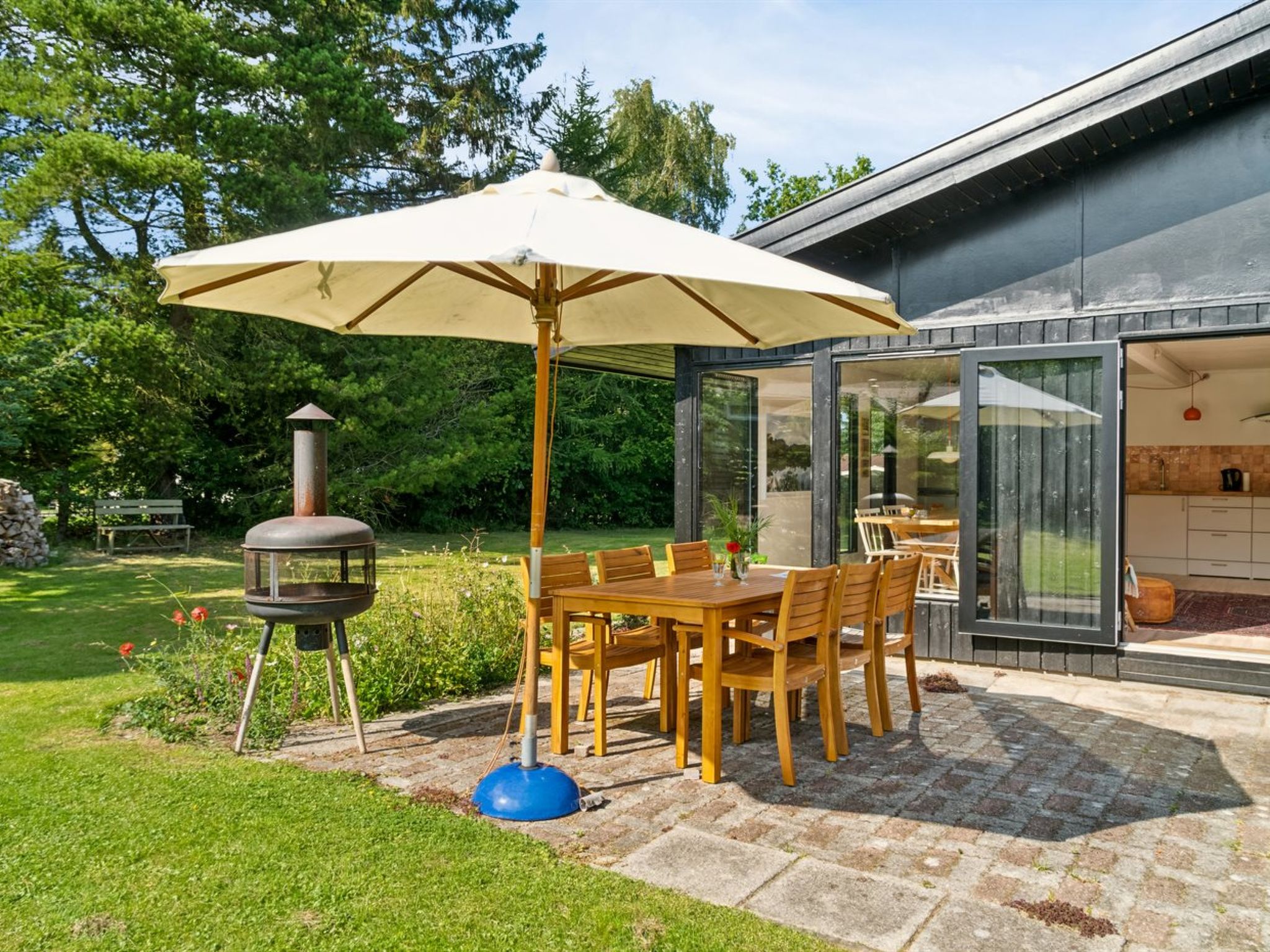 "Iolani" - 1.3km from the sea - Buiten