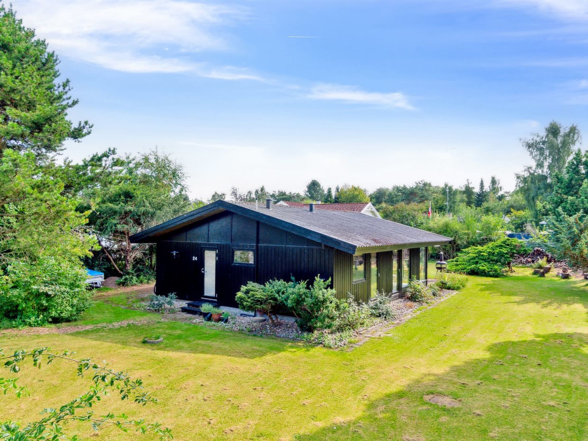 "Iolani" - 1.3km from the sea - Buiten