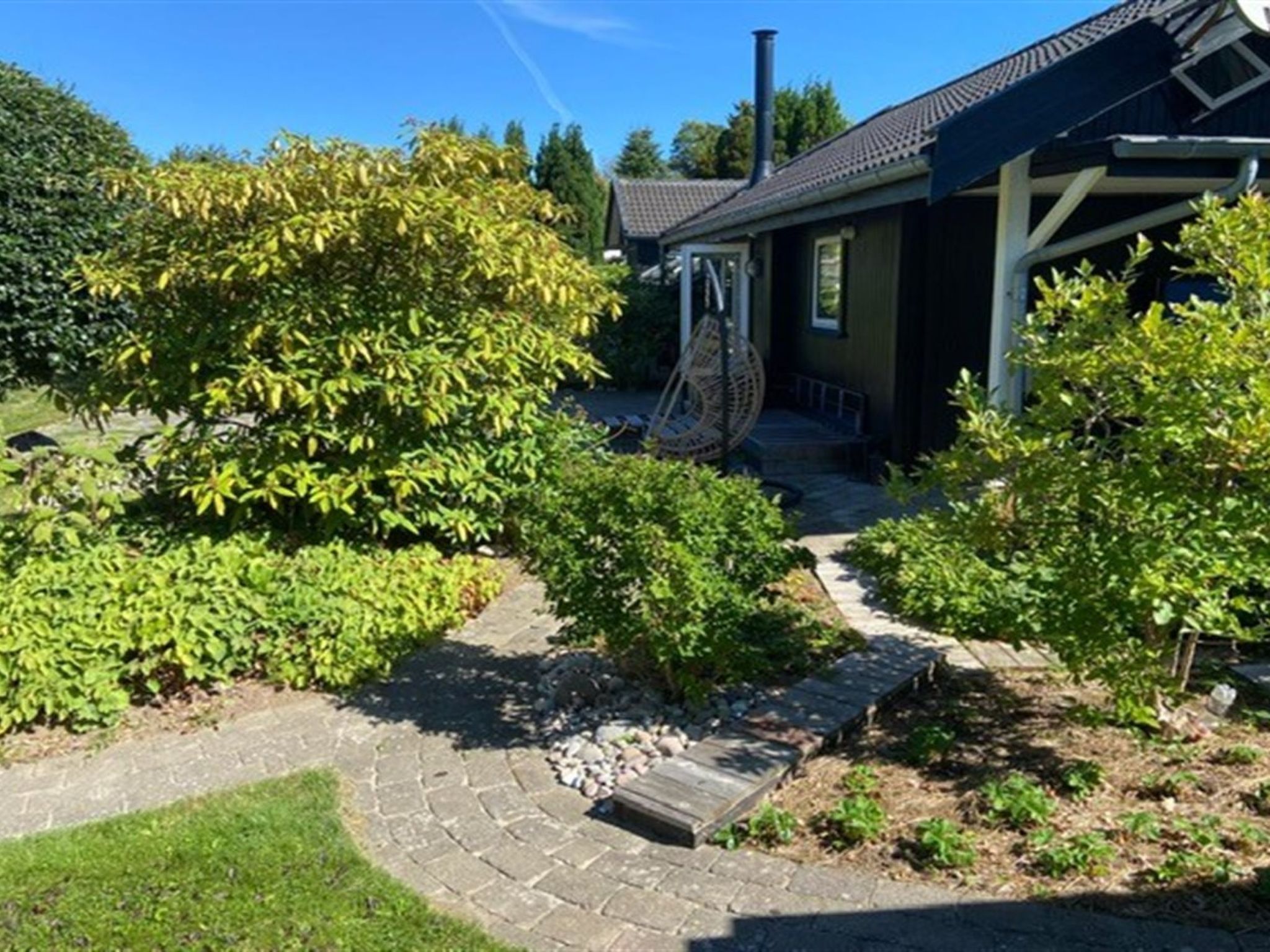 Photo of "Hughe" - 1.3km from the sea