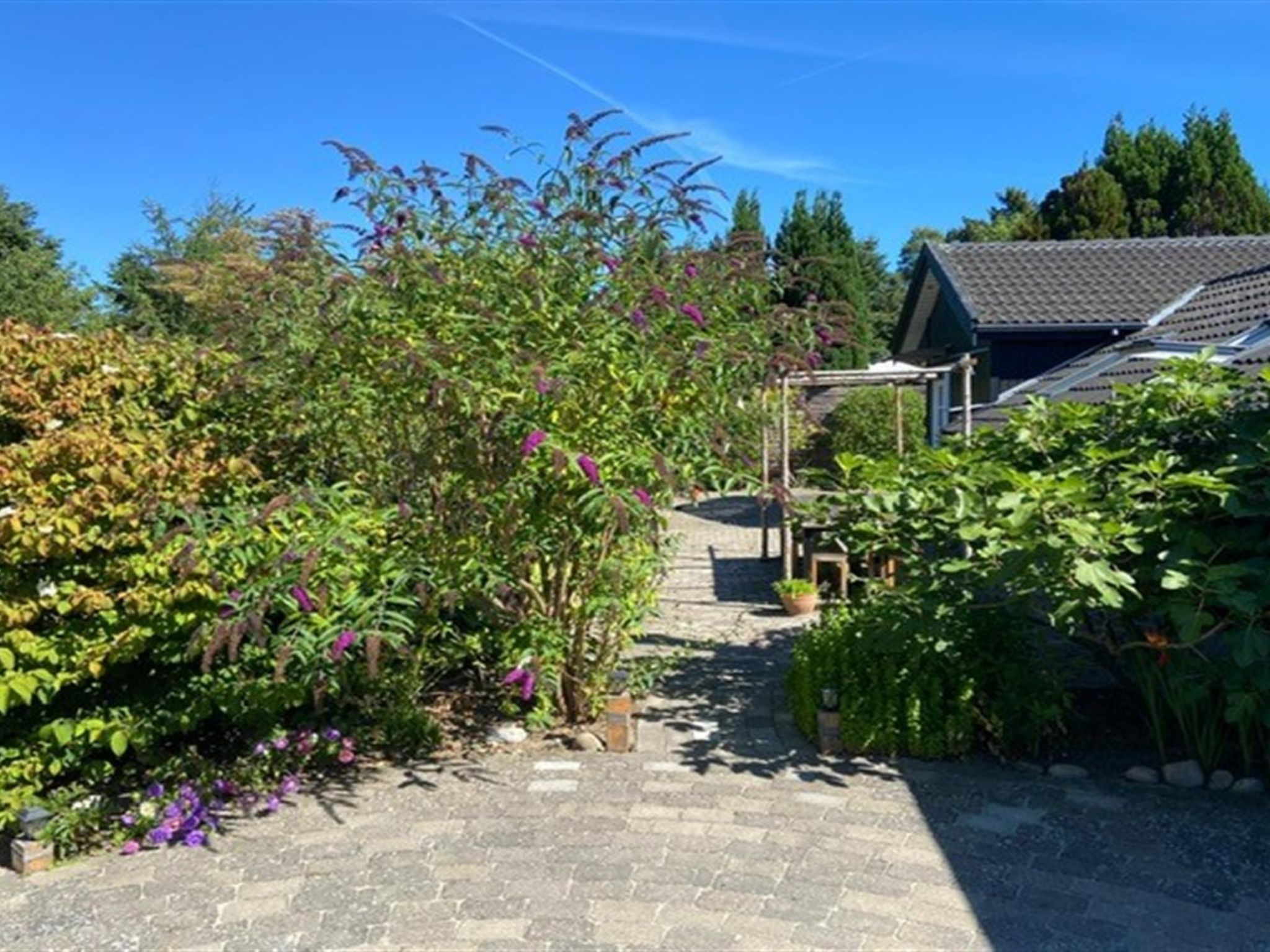"Hughe" - 1.3km from the sea - Buiten