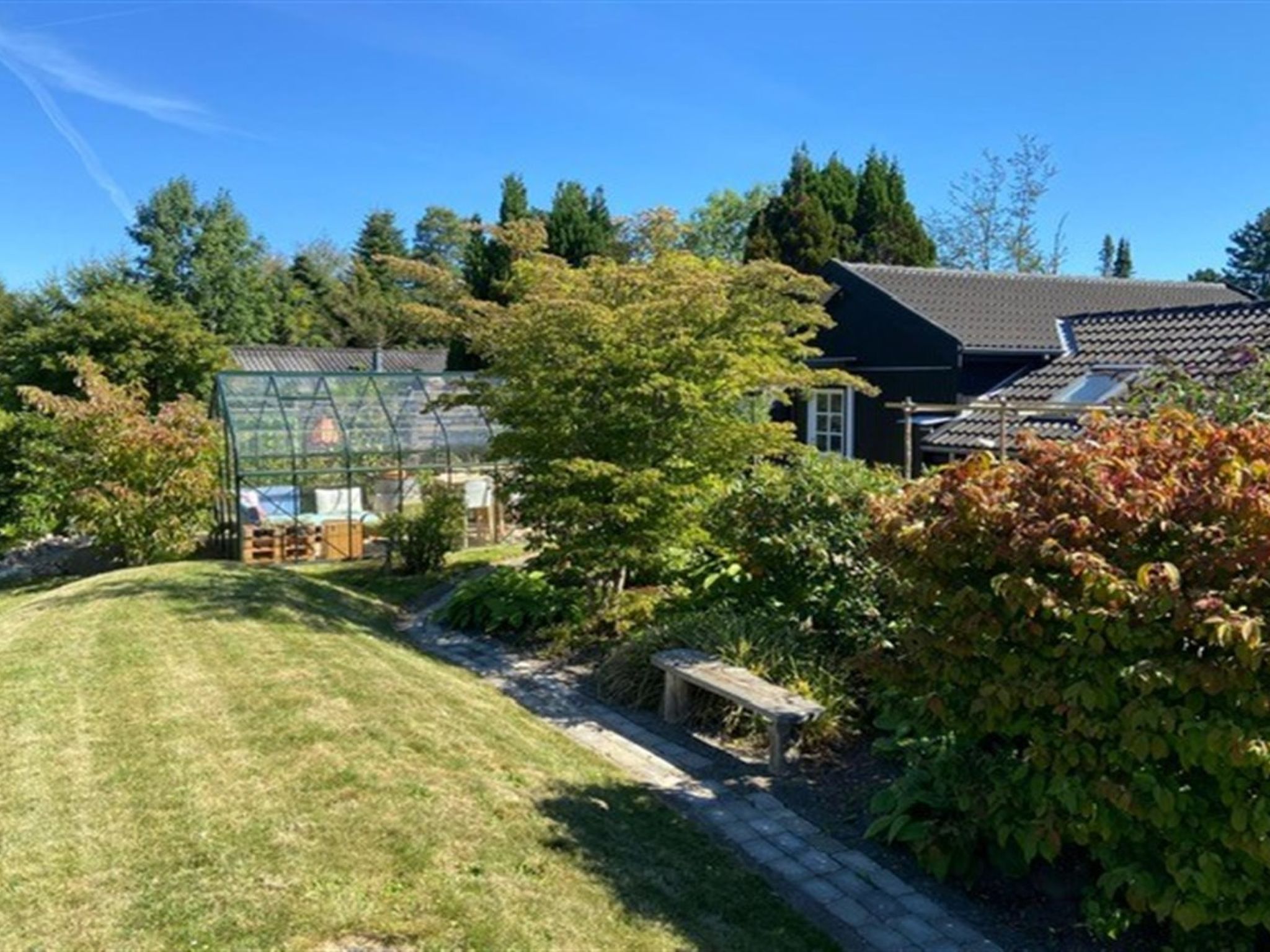 "Hughe" - 1.3km from the sea - Buiten