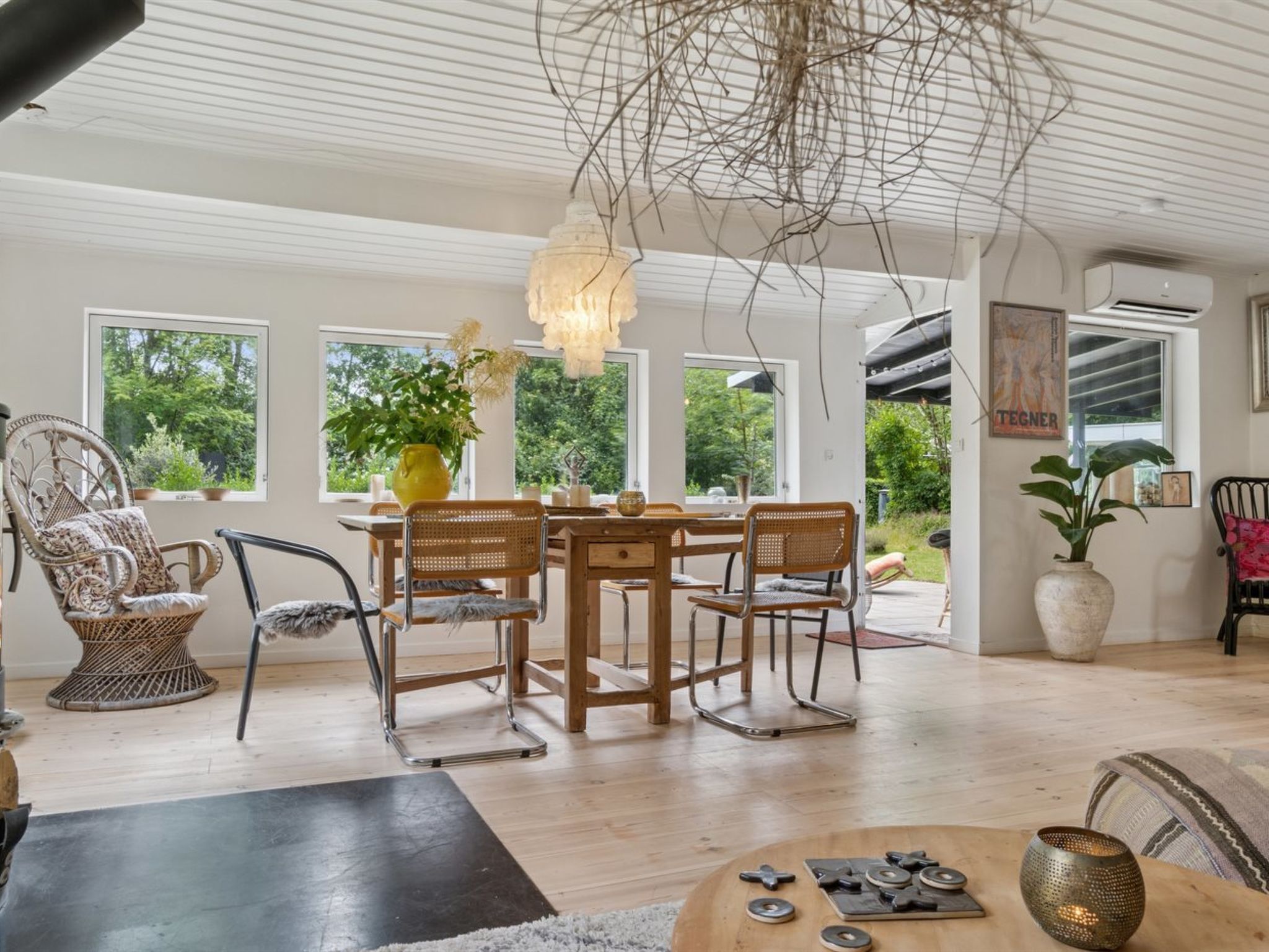 "Eida" - 1.7km from the sea-Drinnen