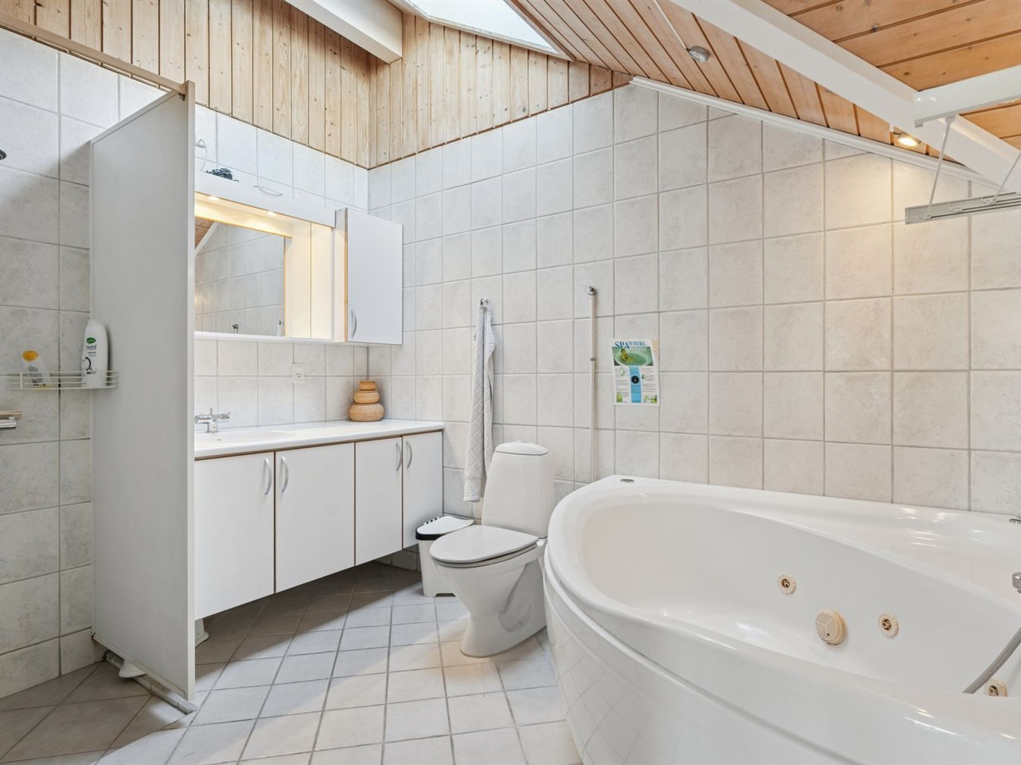 Photo of "Elenor" - 1.3km from the sea