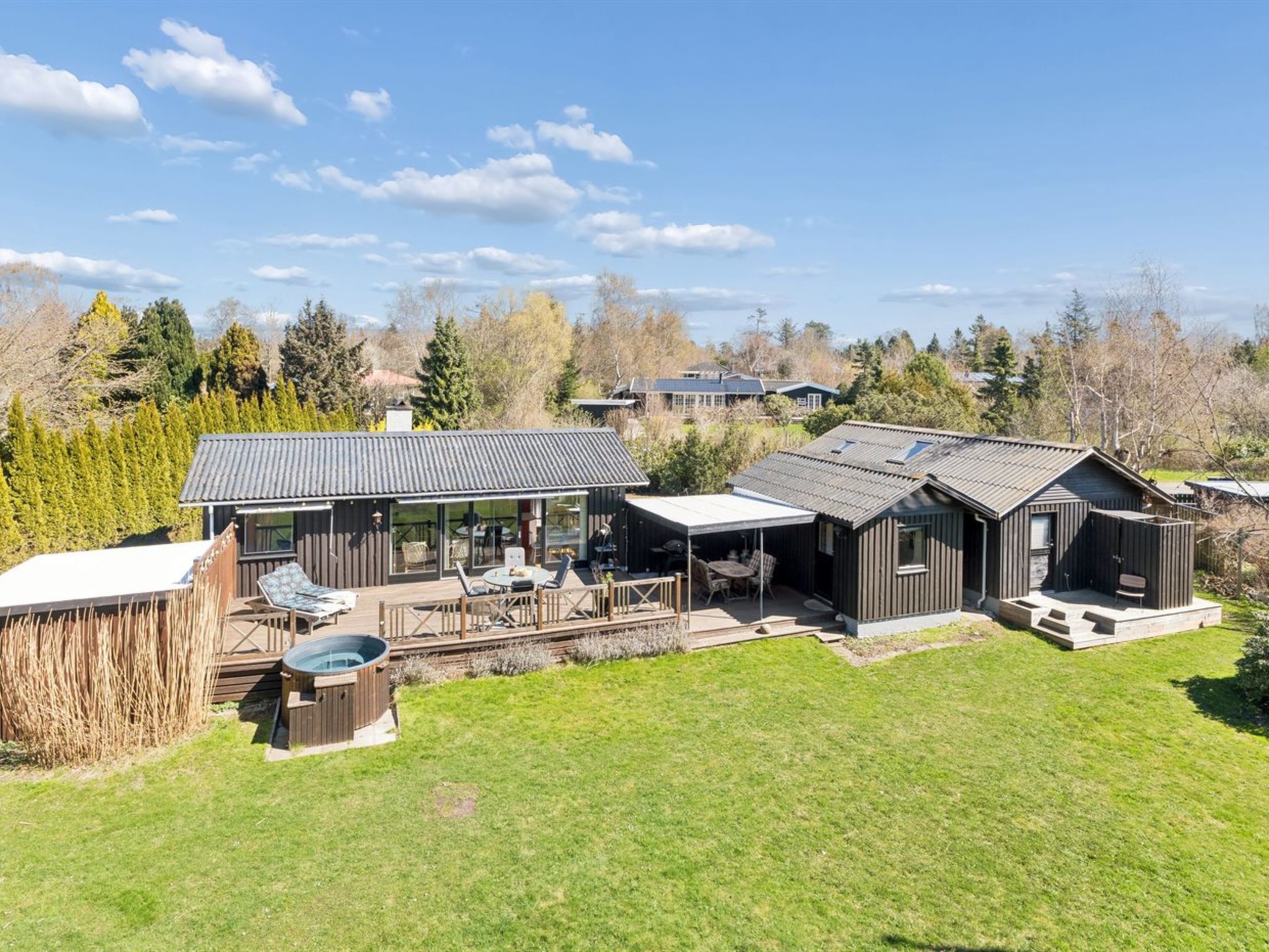 Photo of "Emelita" - 1.1km from the sea