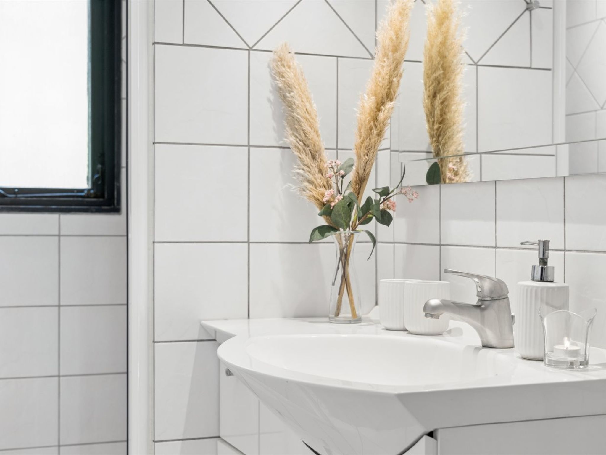 Photo of "Emelita" - 1.1km from the sea