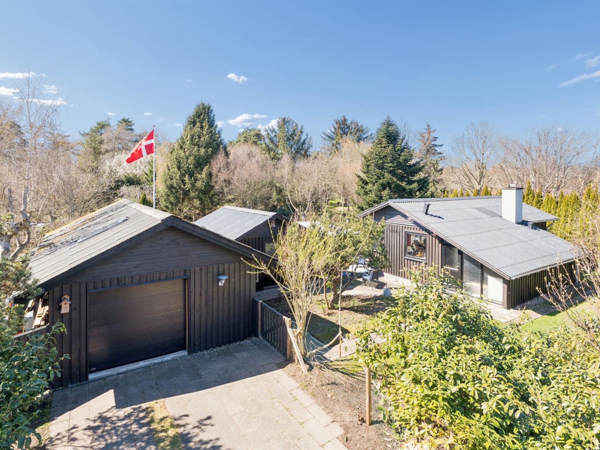 Photo of "Emelita" - 1.1km from the sea