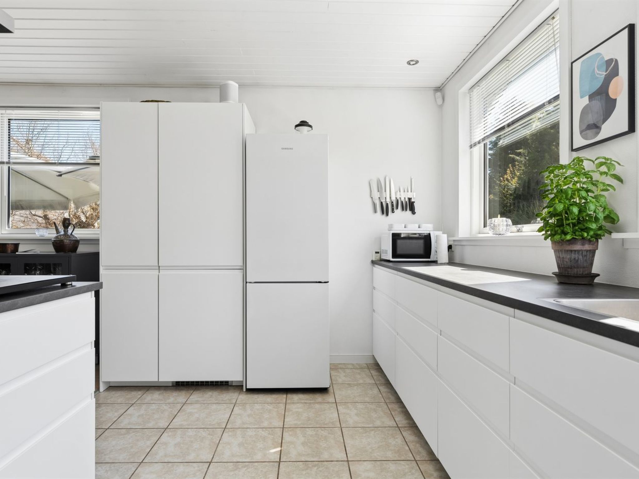 "Loreia" - 1.4km from the sea - Binnen