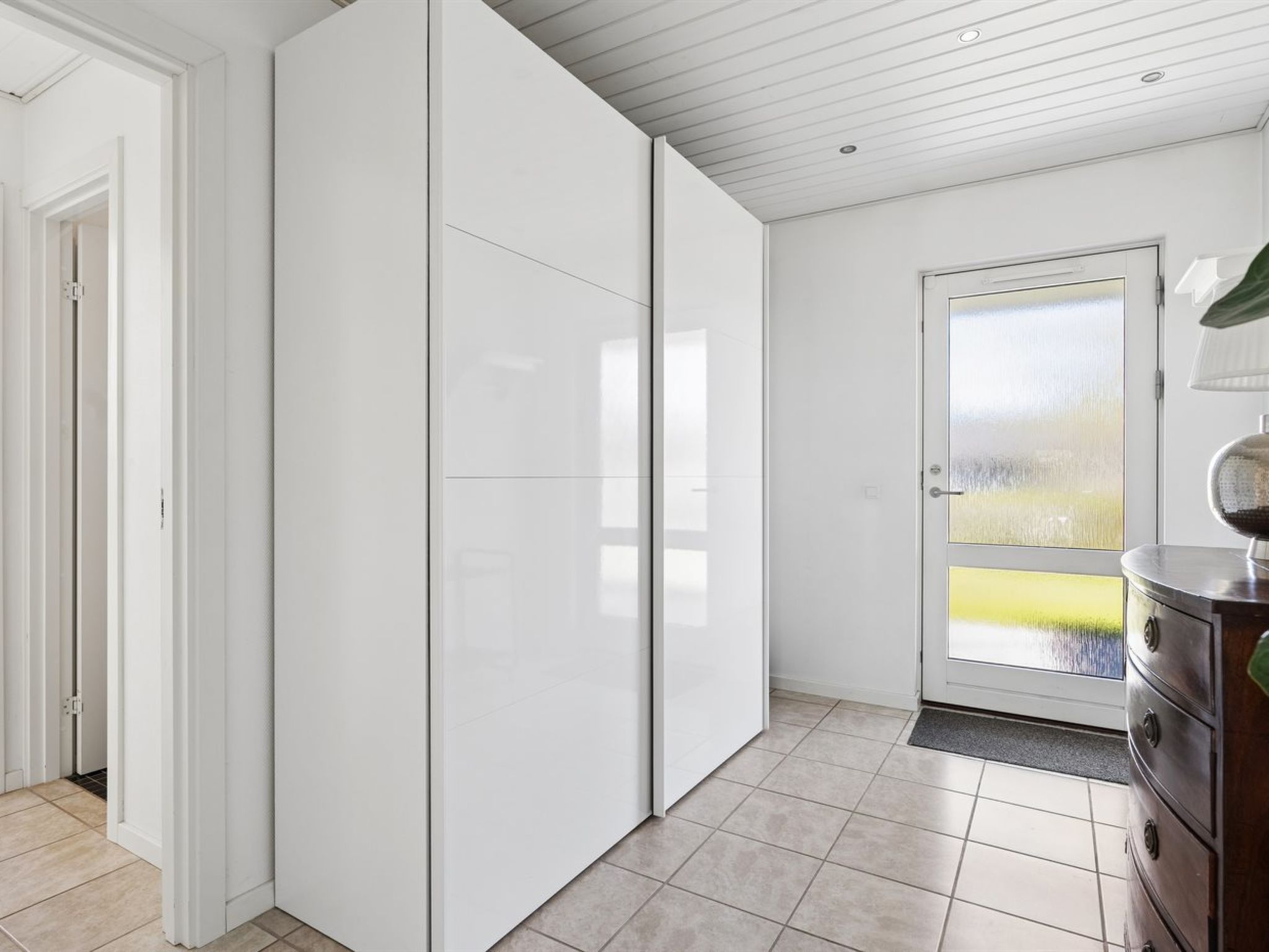 "Loreia" - 1.4km from the sea - Binnen