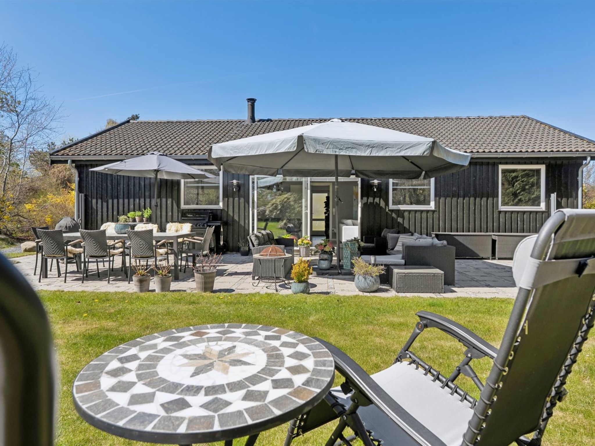 "Loreia" - 1.4km from the sea - Buiten