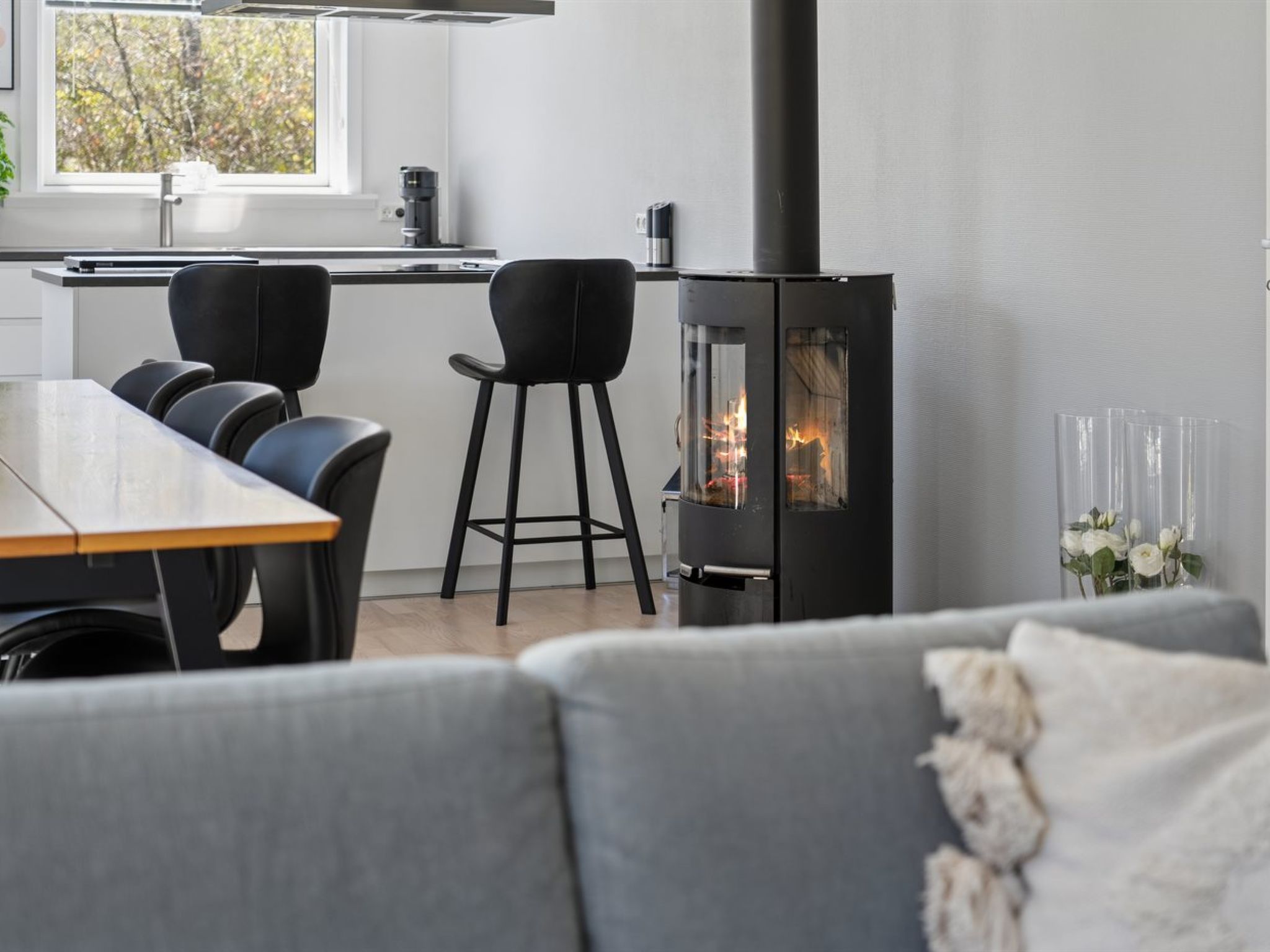 "Loreia" - 1.4km from the sea - Binnen