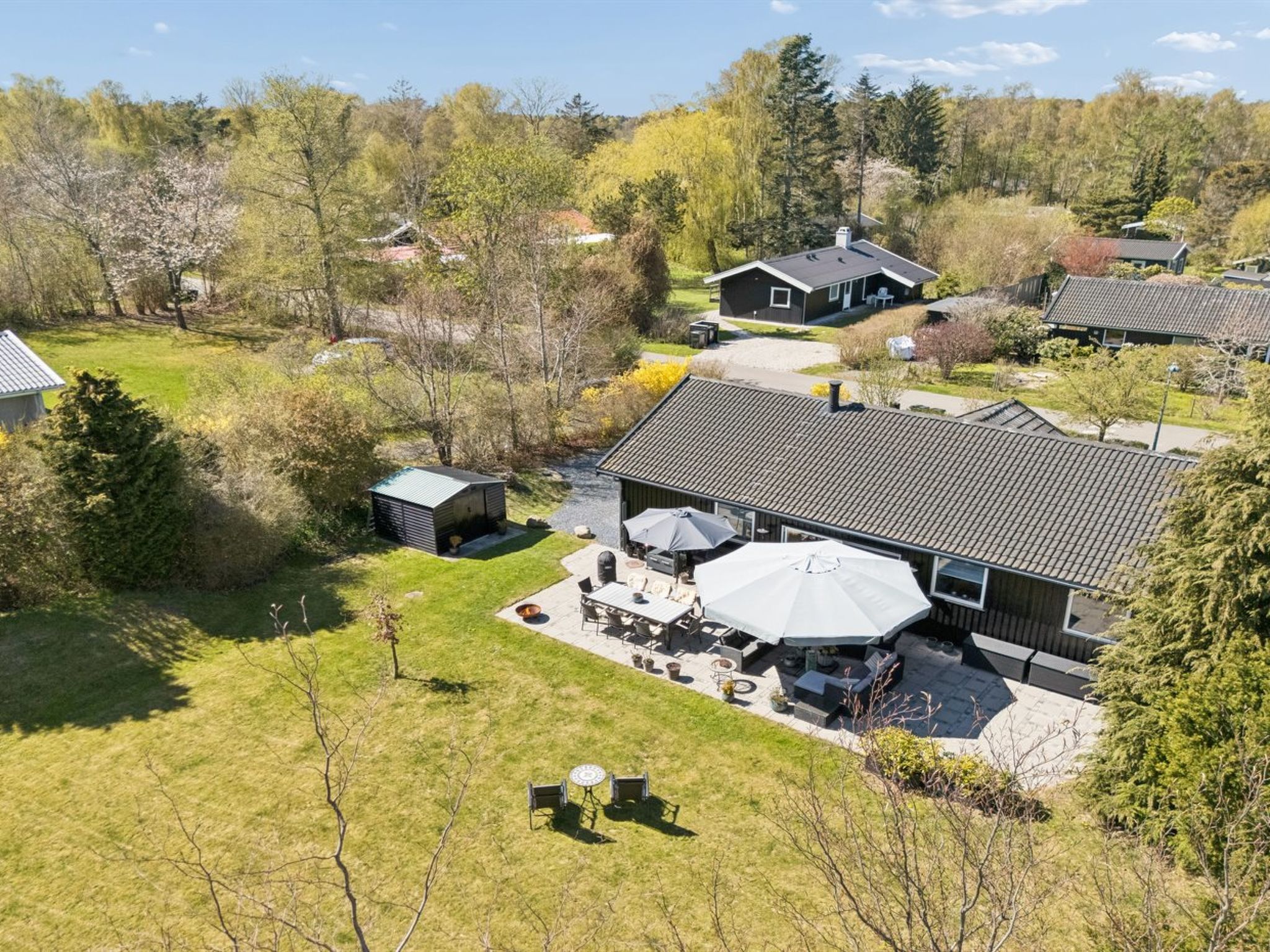 "Loreia" - 1.4km from the sea - Buiten
